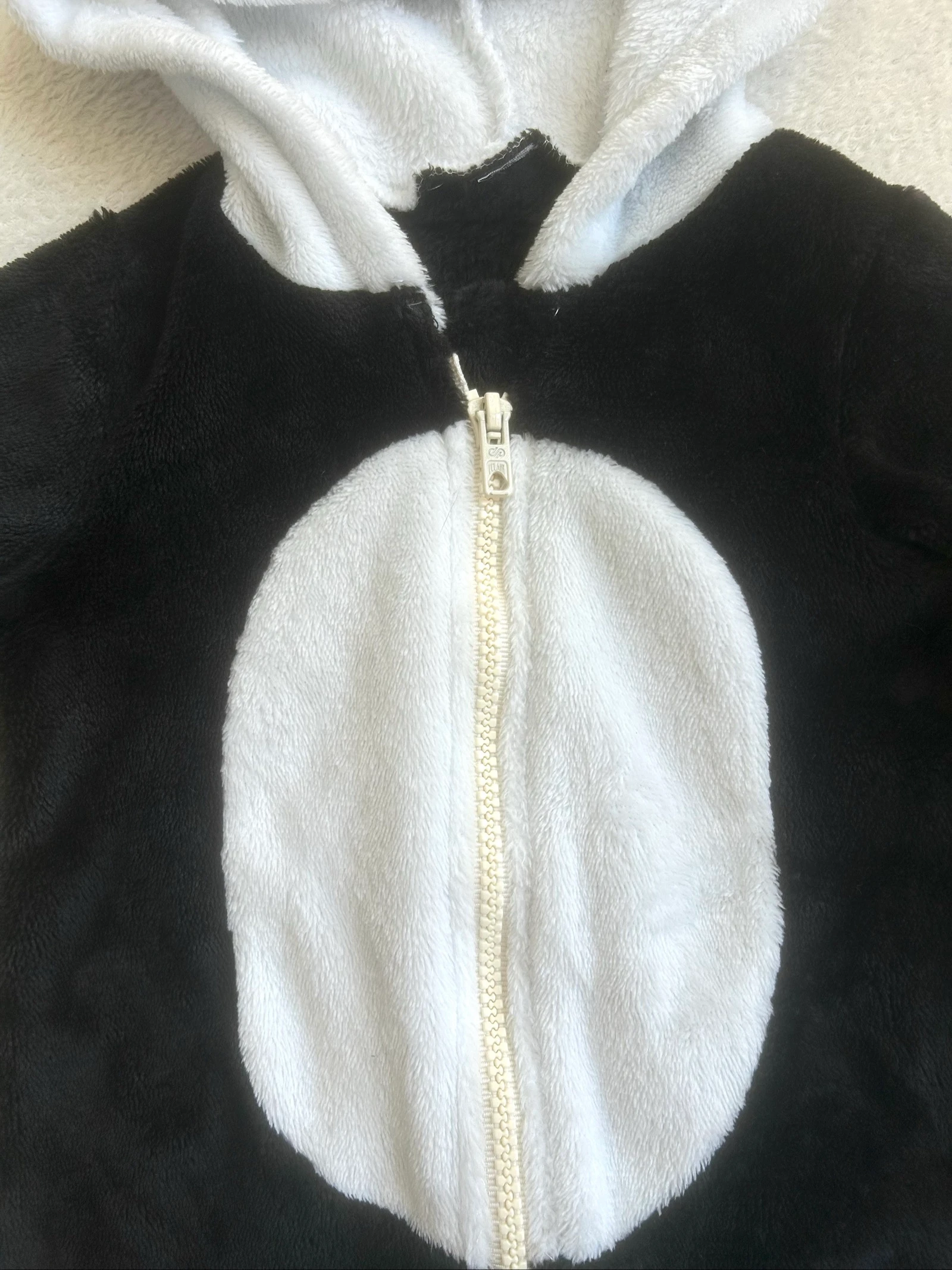 Panda baby fleece onesie • Size 6/9 months – photo 4